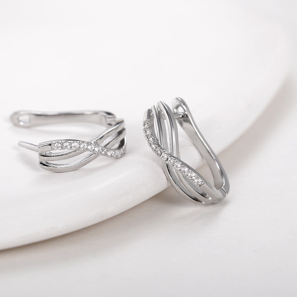 Classic Earring with Timeless Appeal