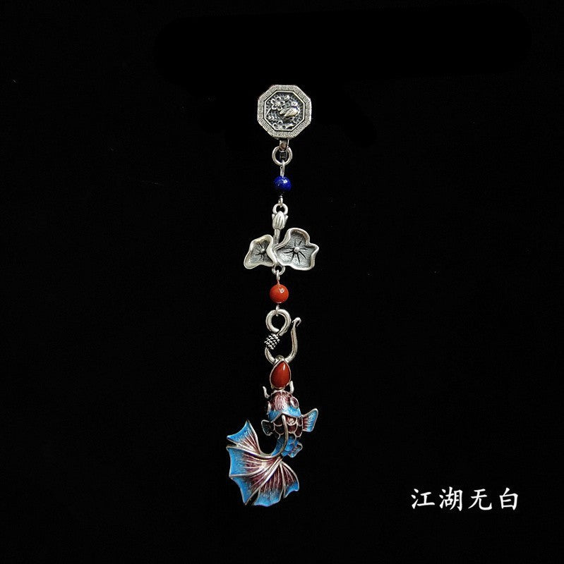 Romantic Silver Pendant for Special Moments