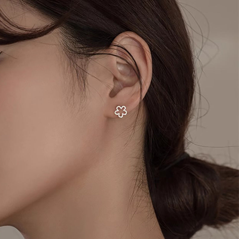 Romantic Earring for Special Moments