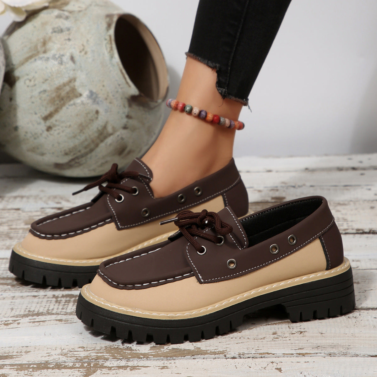 Graceful Orthopedic Shoes for Modern Look