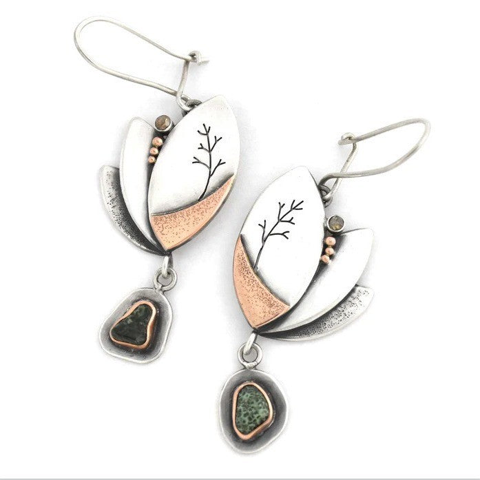 Charming Earring for Any Occasion