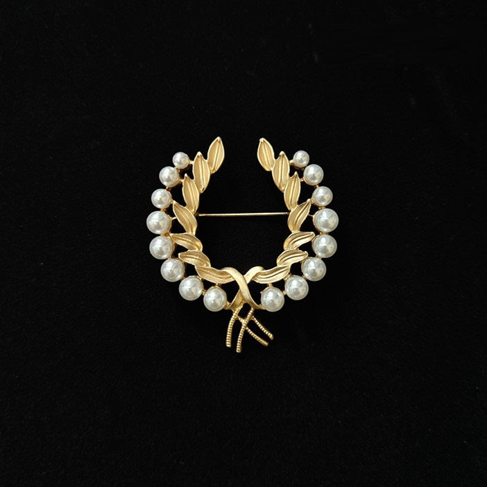 Vintage Handmade Pearl Piece