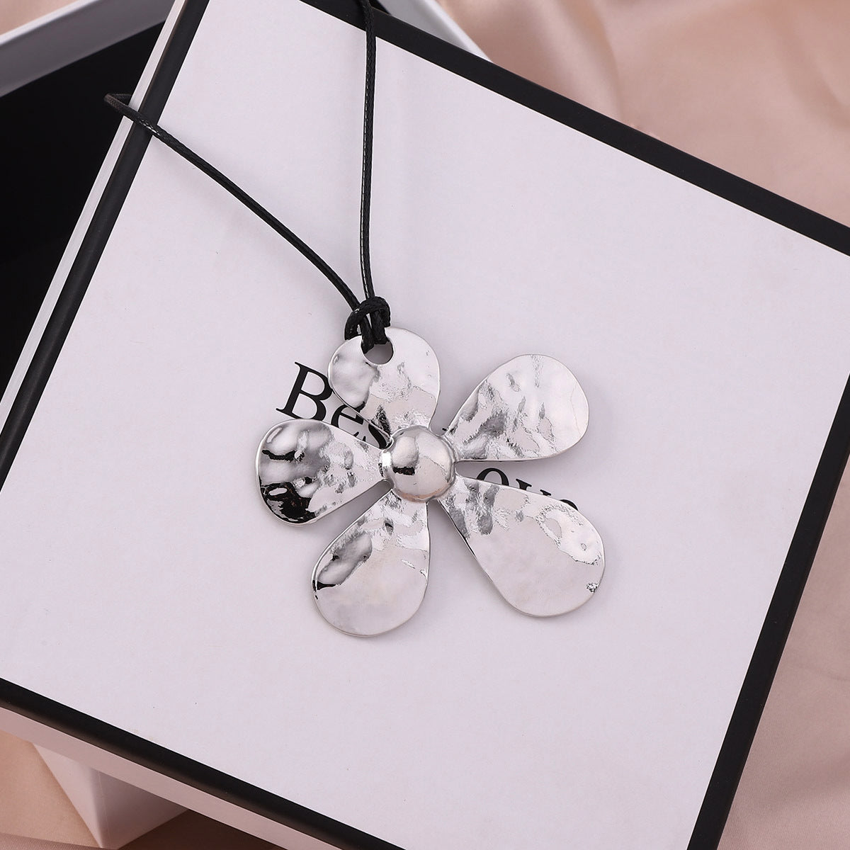 Elegant Necklace for Every Occasion