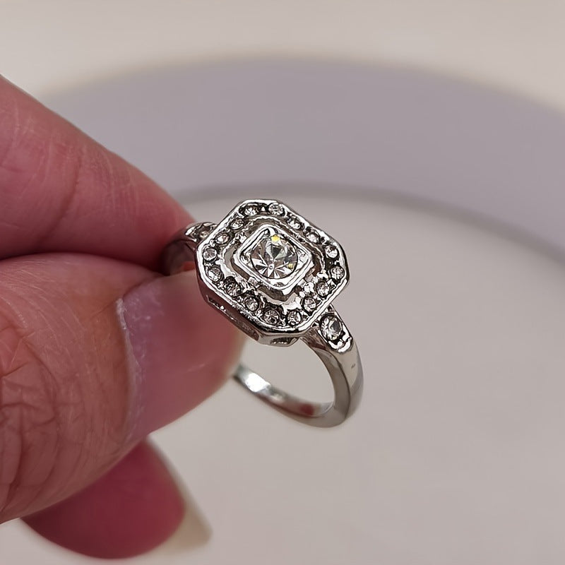 Stunning Gold Ring for Daily Wear