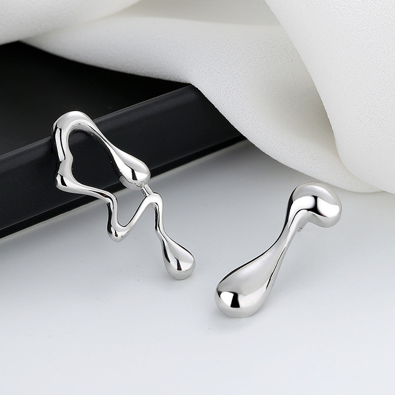 Romantic Gold Earring for Special Moments