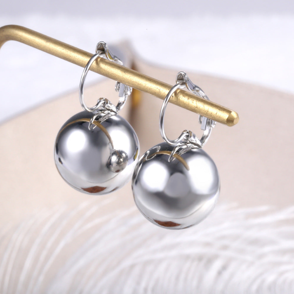 Classic Earring with Timeless Appeal