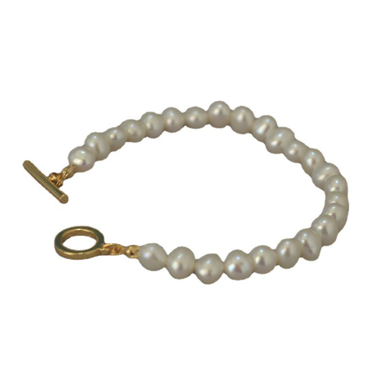 Classic Pearl Bracelet with Timeless Appeal