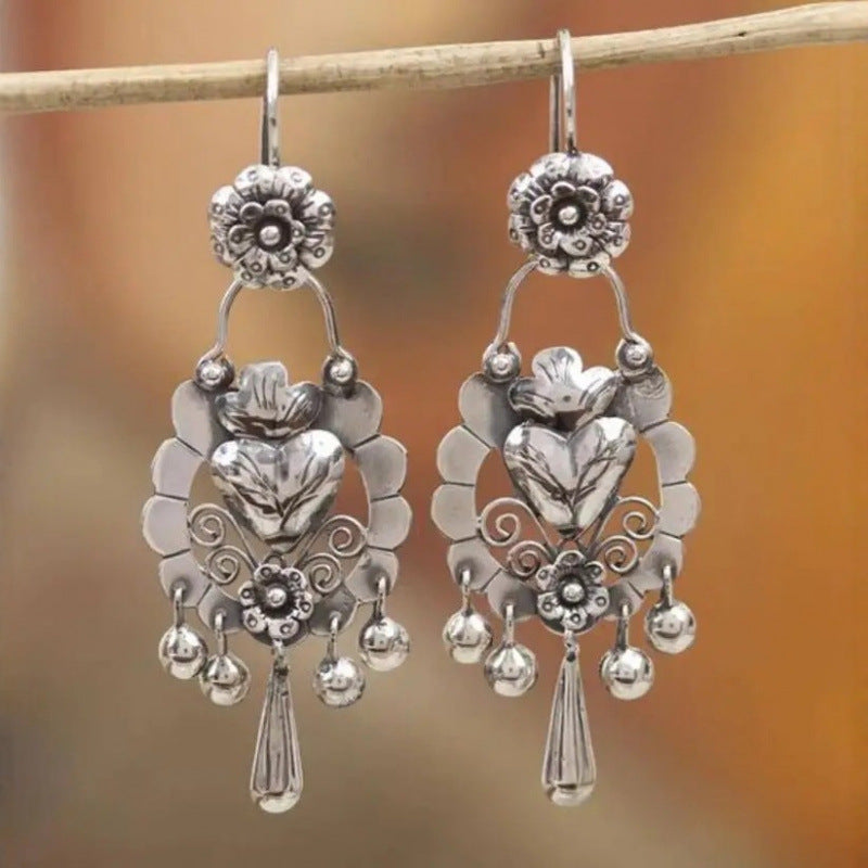 Classic Earring with Timeless Appeal
