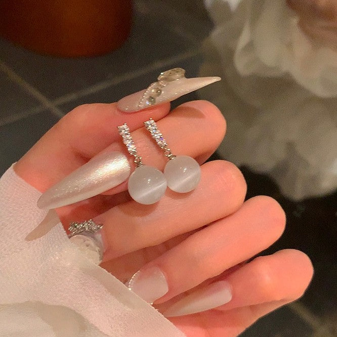 Charming Piece for Any Occasion