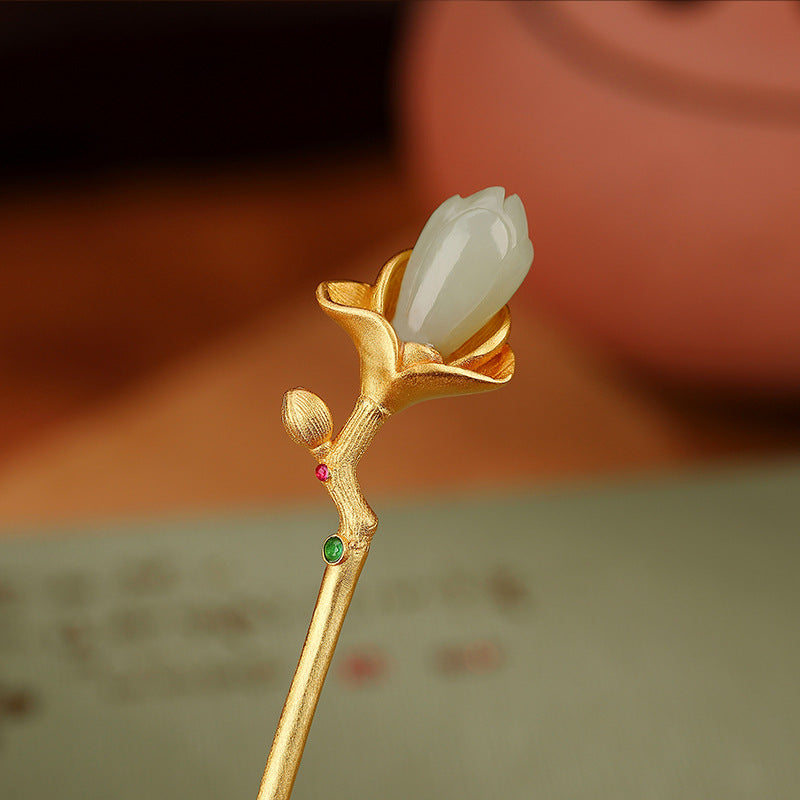 Beautiful Gold Piece with Unique Style