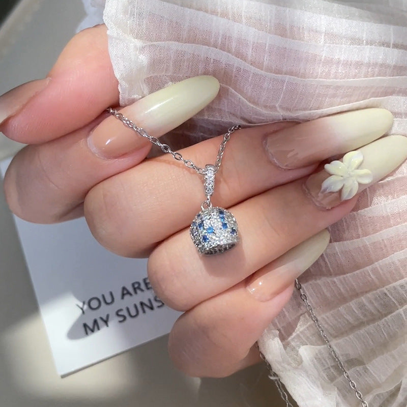 Elegant Piece for Every Occasion