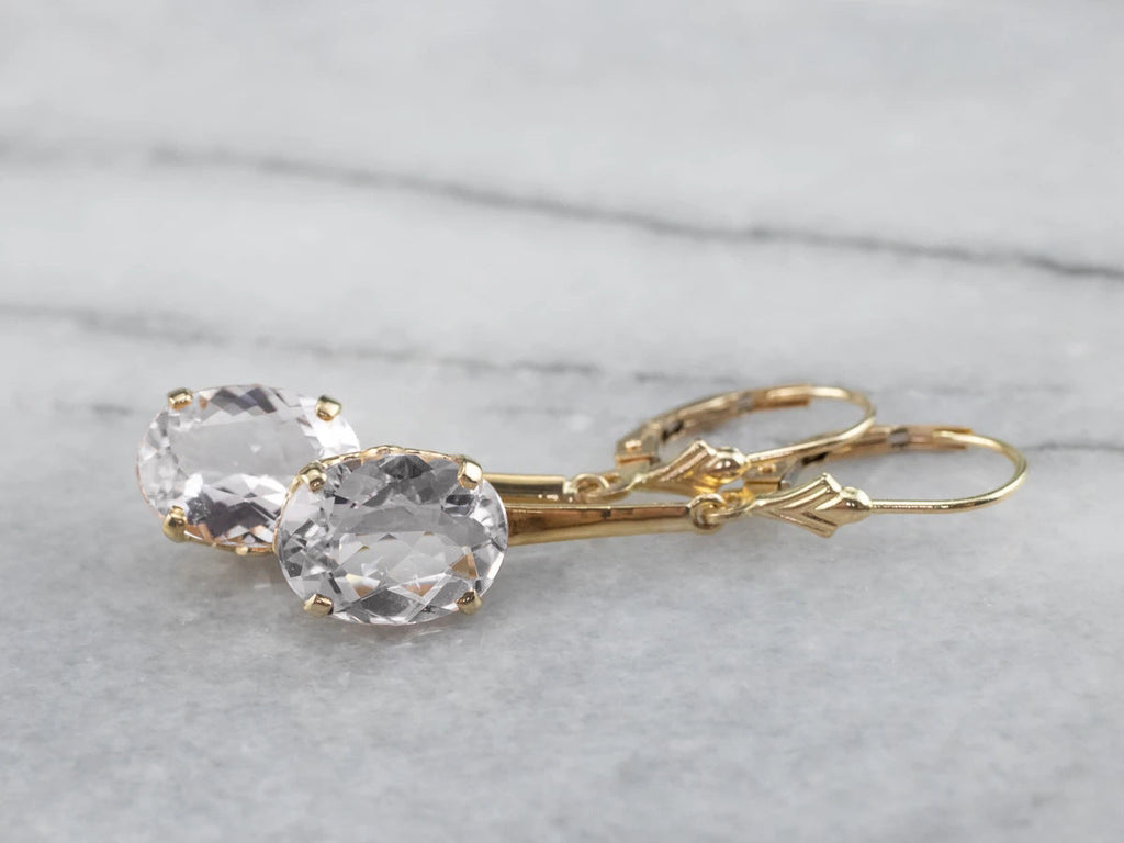 Charming Earring for Any Occasion