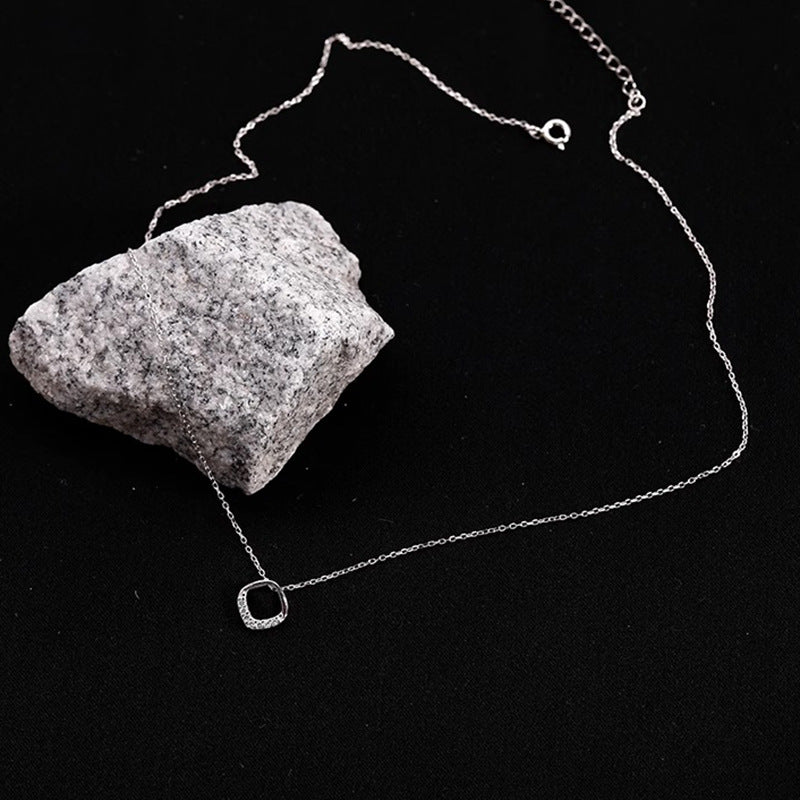 Romantic Necklace for Special Moments