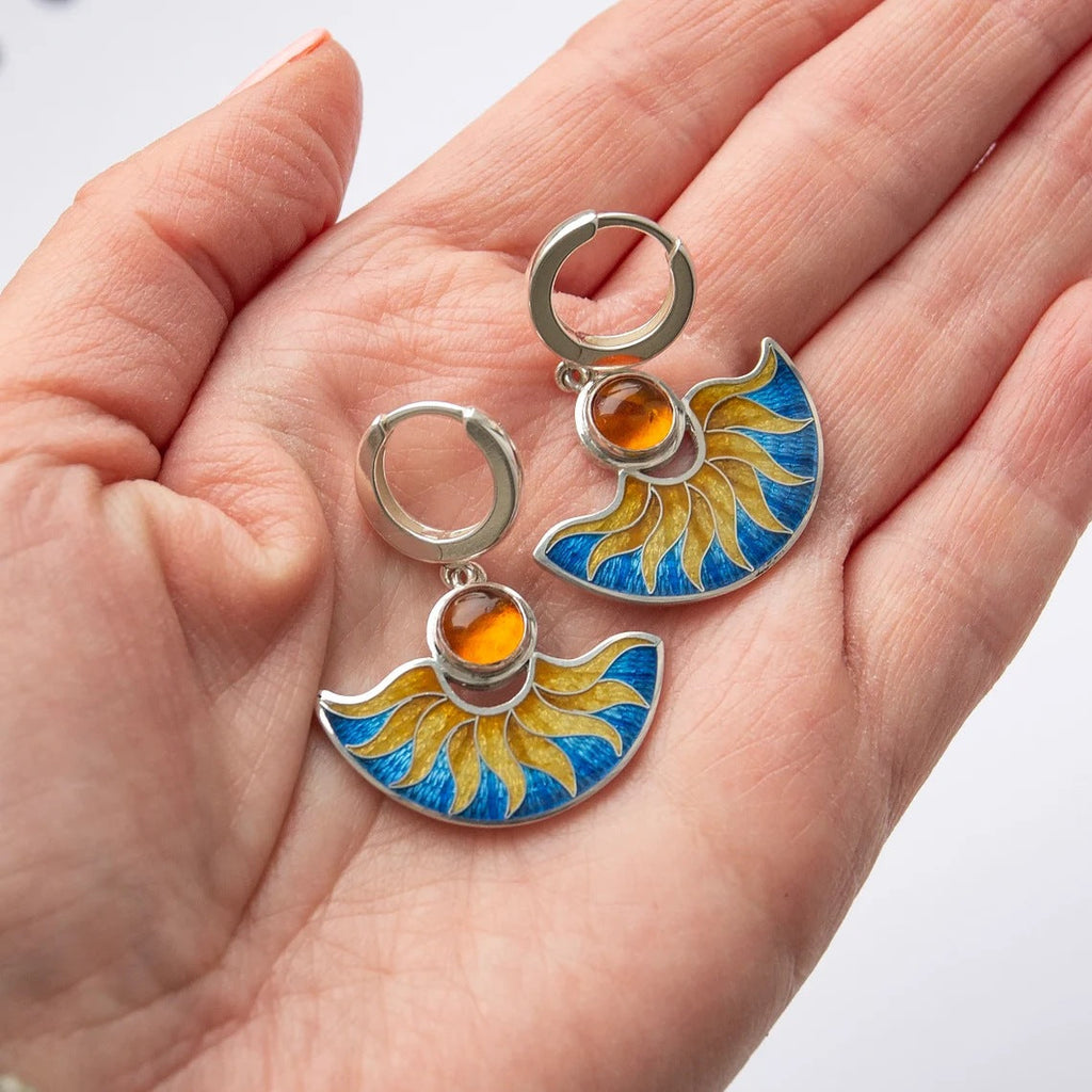 Elegant Gold Earring for Every Occasion