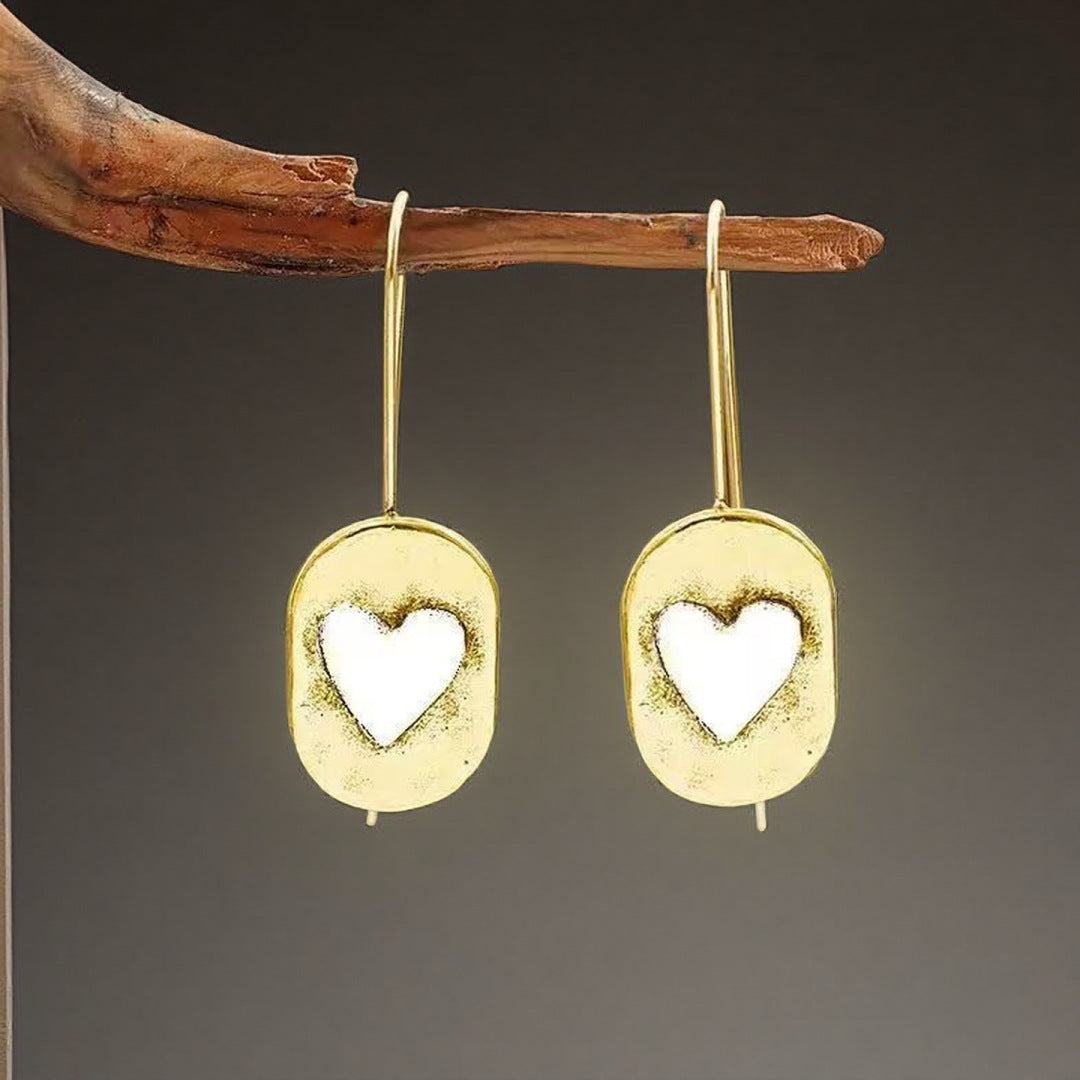 Classic Earring with Timeless Appeal