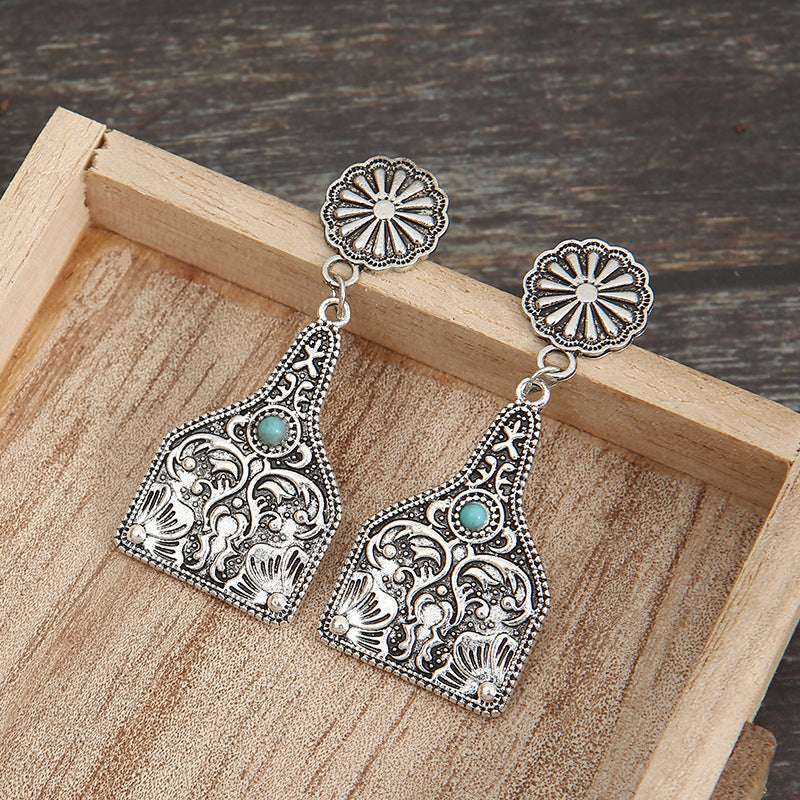 Classic Earring with Timeless Appeal