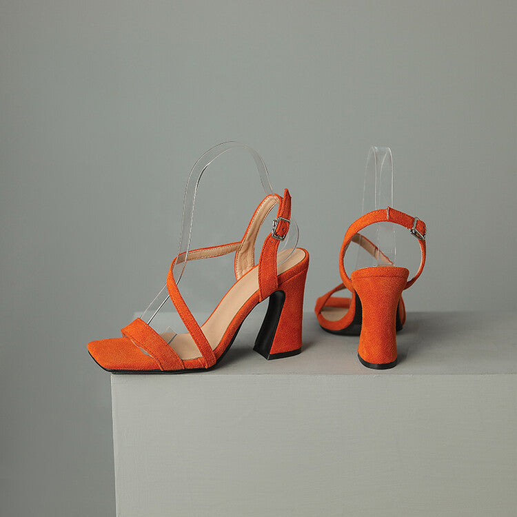 Graceful Orthopedic Sandals for Modern Look