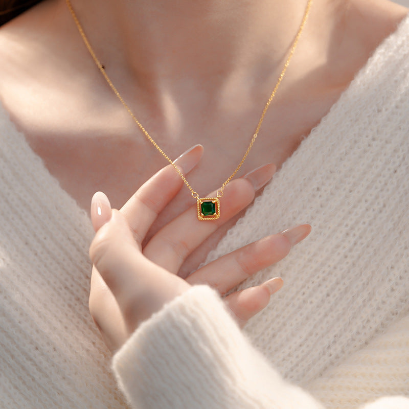 Classic Necklace with Timeless Appeal