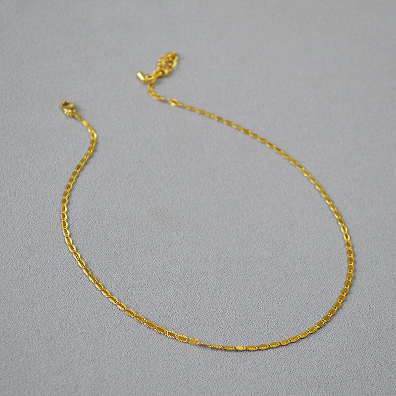 Stunning Gold Necklace for Daily Wear