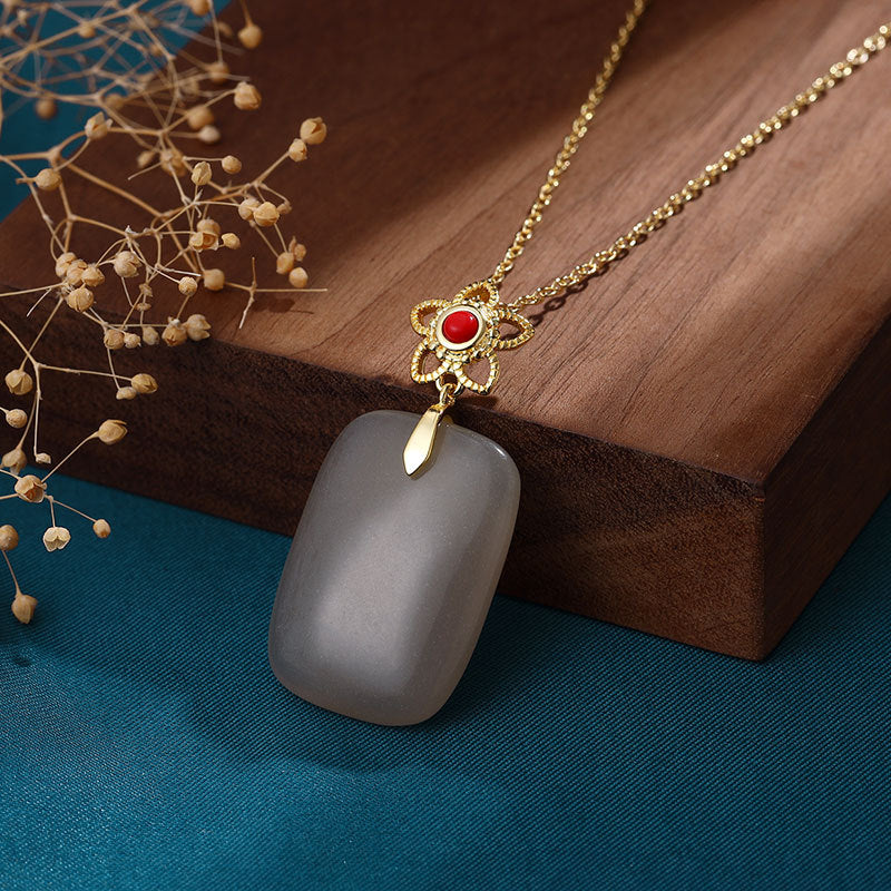 Charming Gold Necklace for Any Occasion