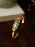 Romantic Gold Bracelet for Special Moments
