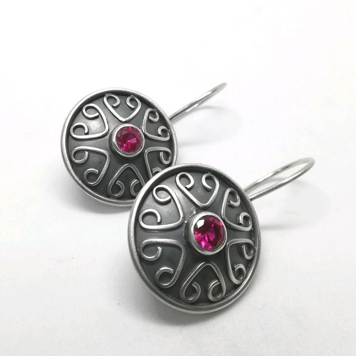 Romantic Silver Earring for Special Moments