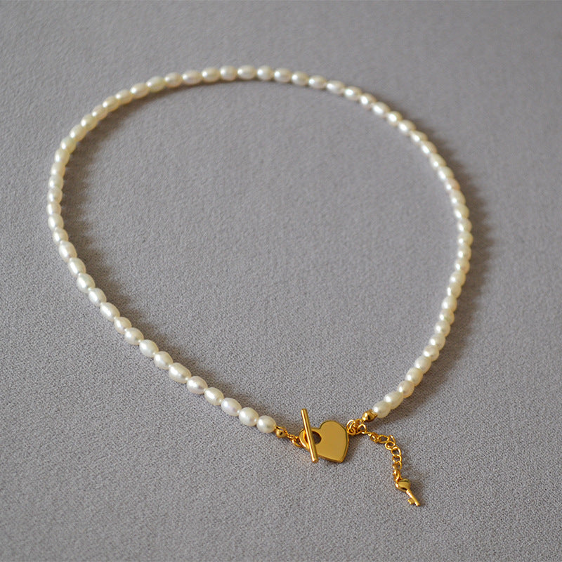 Romantic Pearl Necklace for Special Moments