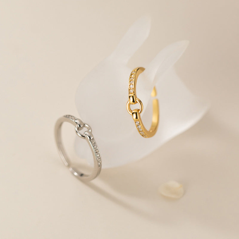 Romantic Gold Ring for Special Moments