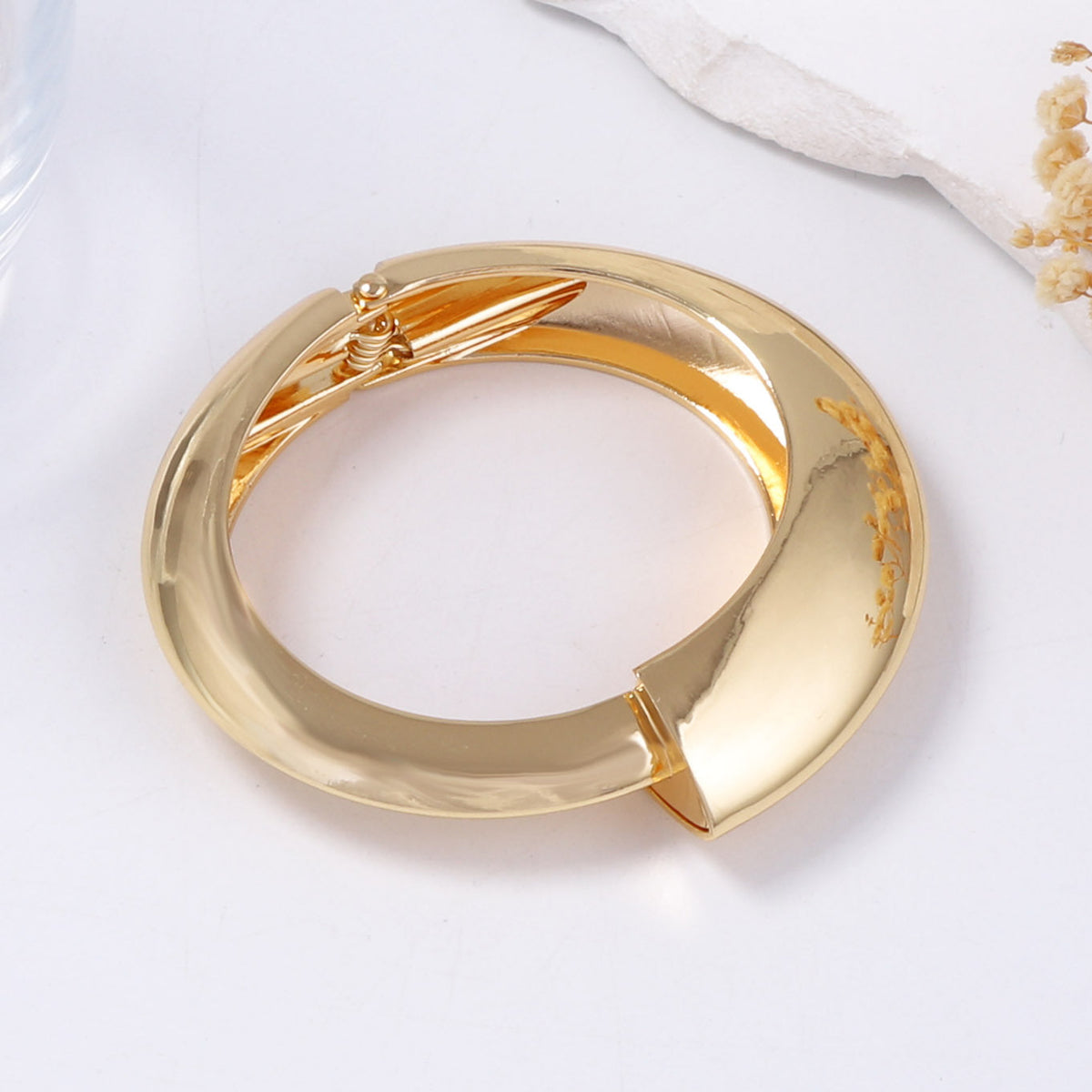 Charming Bracelet for Any Occasion