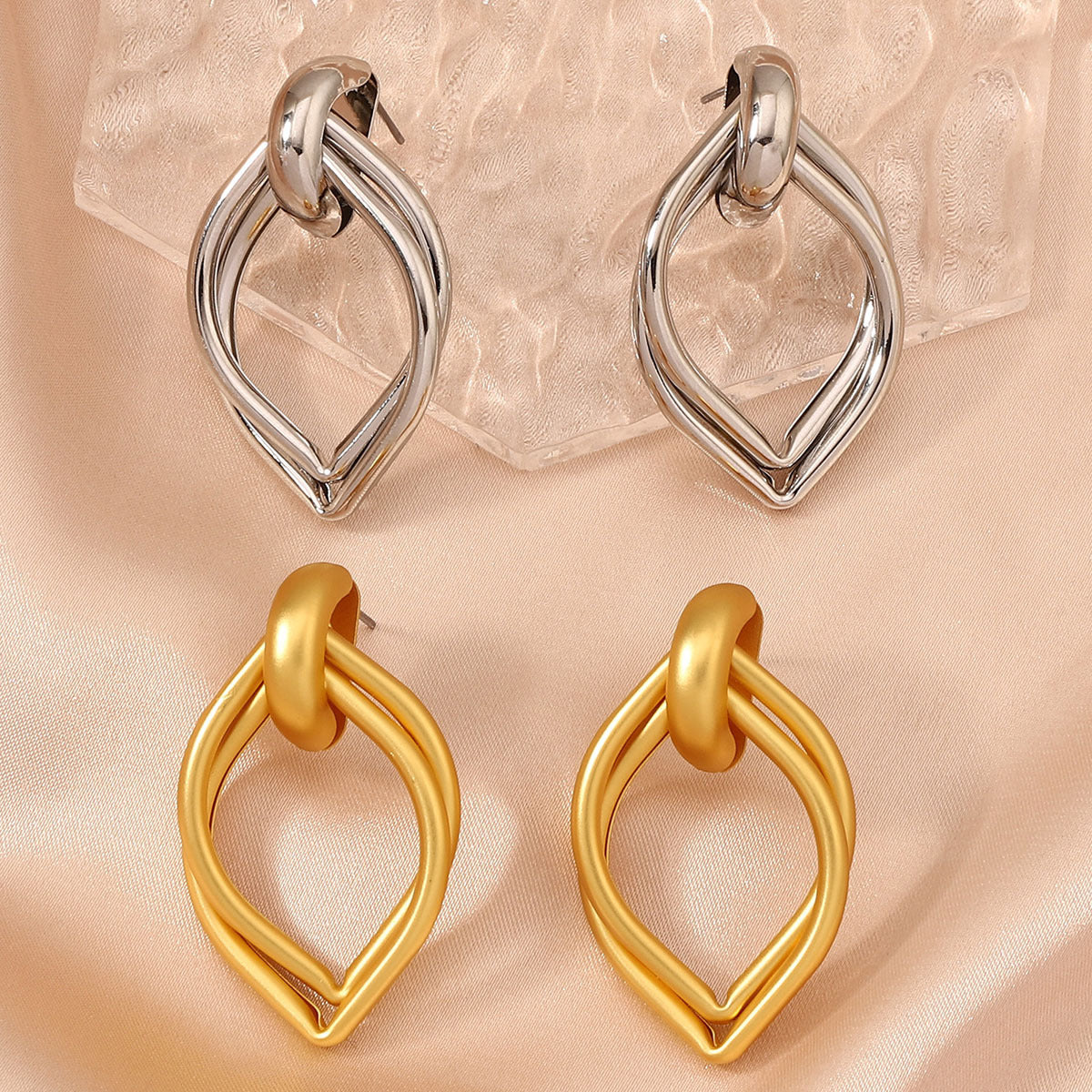 Romantic Earring for Special Moments
