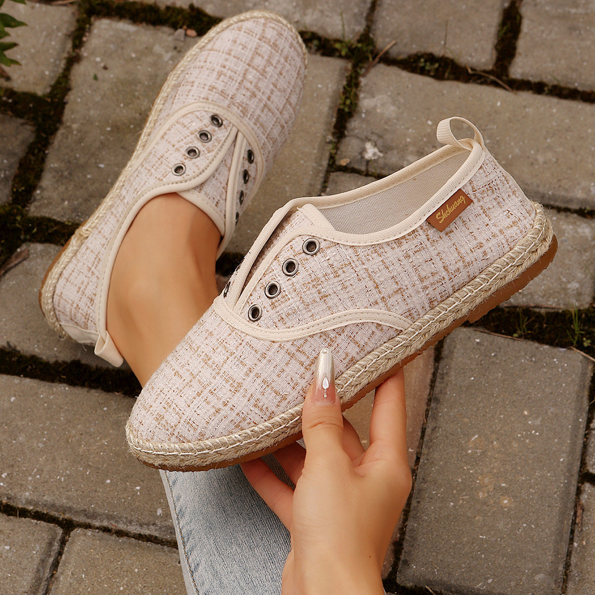Graceful Orthopedic Shoes for Modern Look