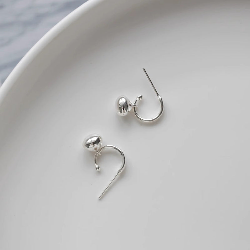 Classic Silver Earring with Timeless Appeal