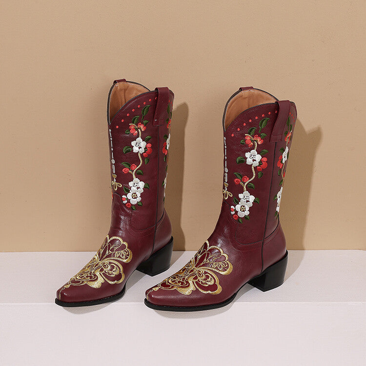 Graceful Orthopedic Boots for Modern Look