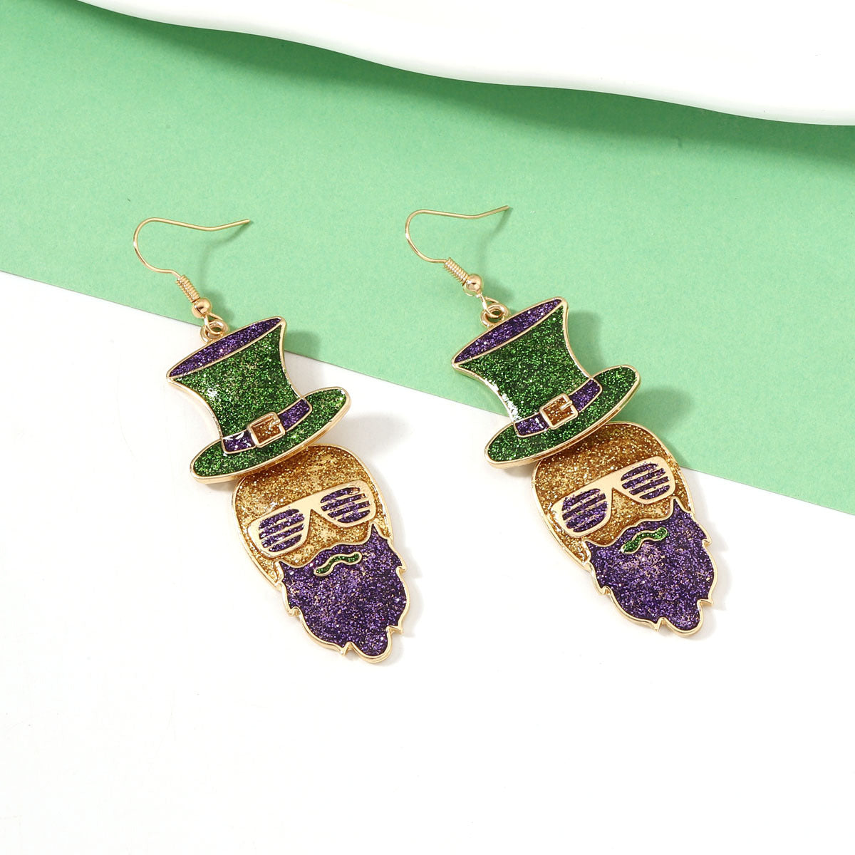 Charming Earring for Any Occasion