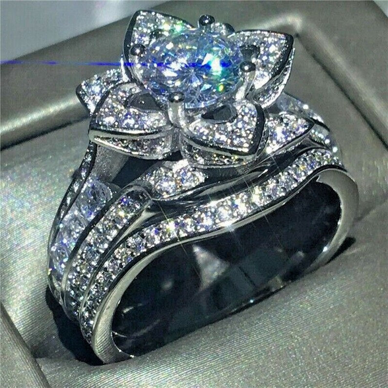 Classic Ring with Timeless Appeal