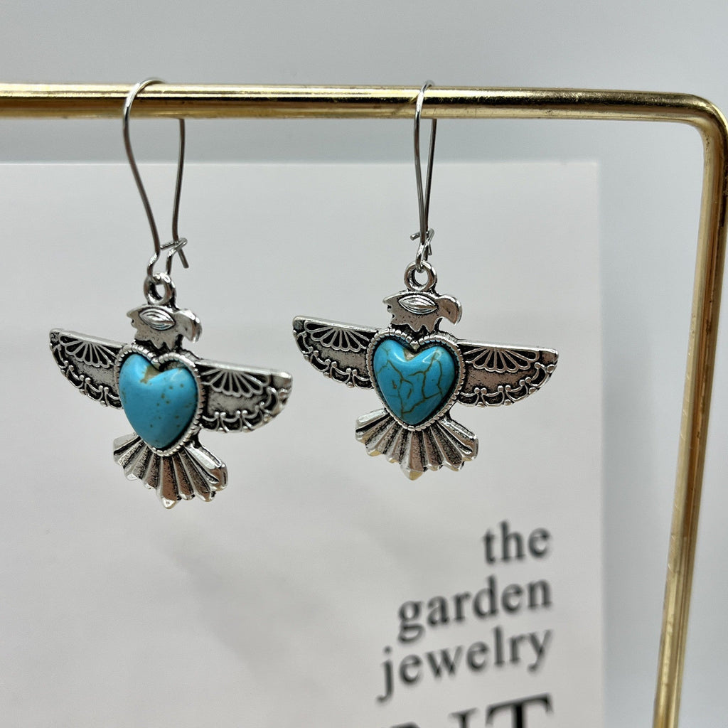 Classic Earring with Timeless Appeal