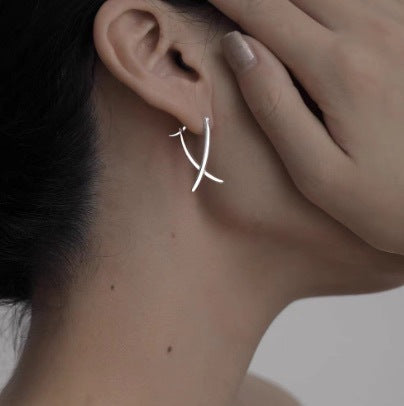 Romantic Silver Earring for Special Moments