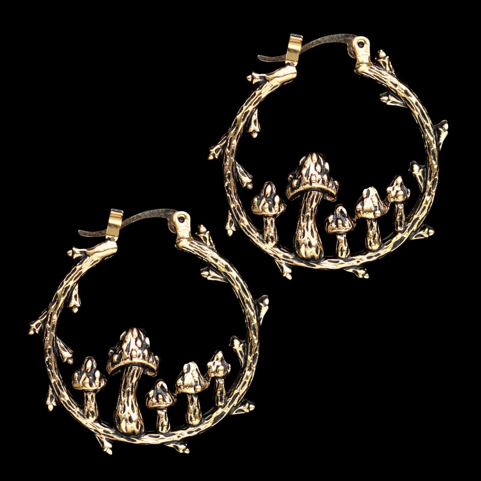 Beautiful Gold Earring with Unique Style