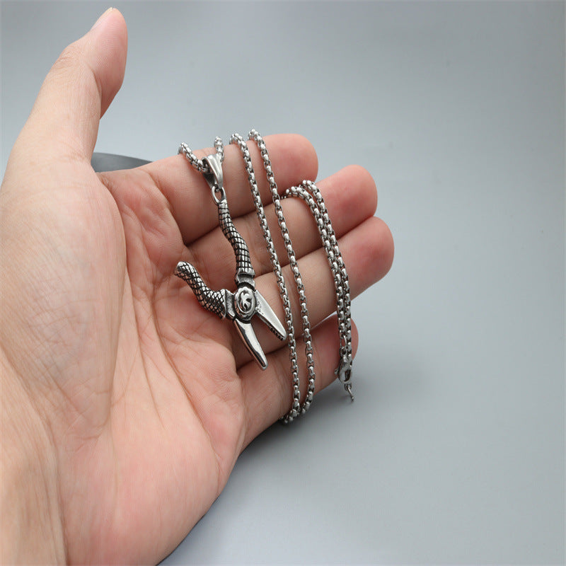 Stunning Necklace for Daily Wear