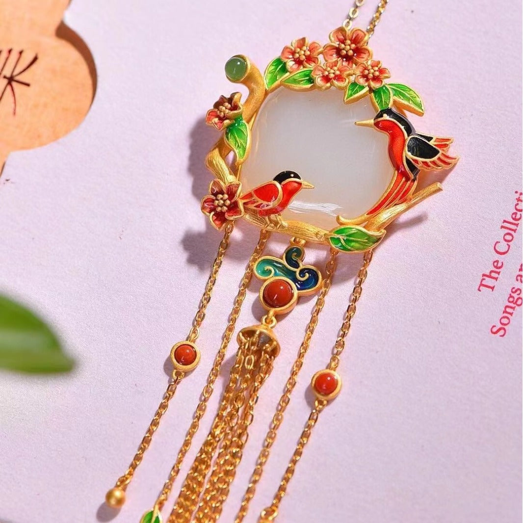 Stunning Gold Necklace for Daily Wear
