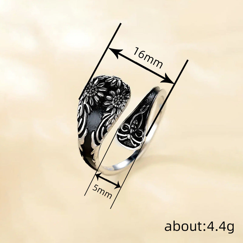 Classic Ring with Timeless Appeal