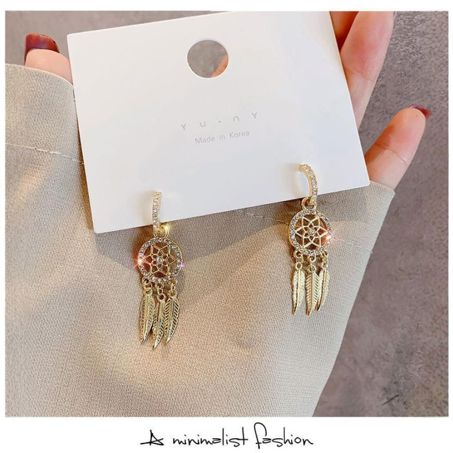 Beautiful Silver Earring with Unique Style
