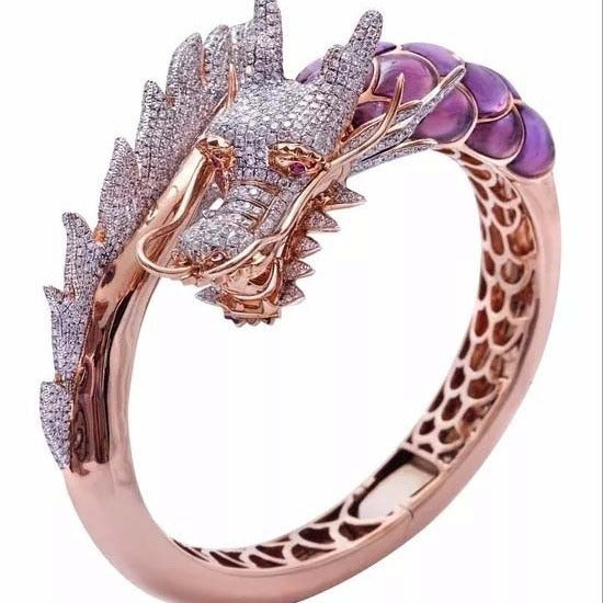 Charming Gold Ring for Any Occasion
