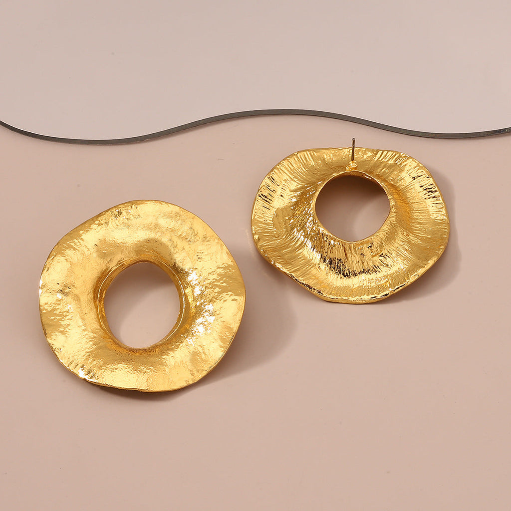Classic Earring with Timeless Appeal