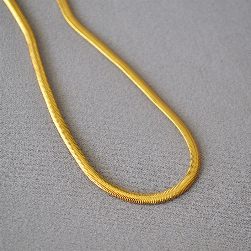 Romantic Gold Necklace for Special Moments