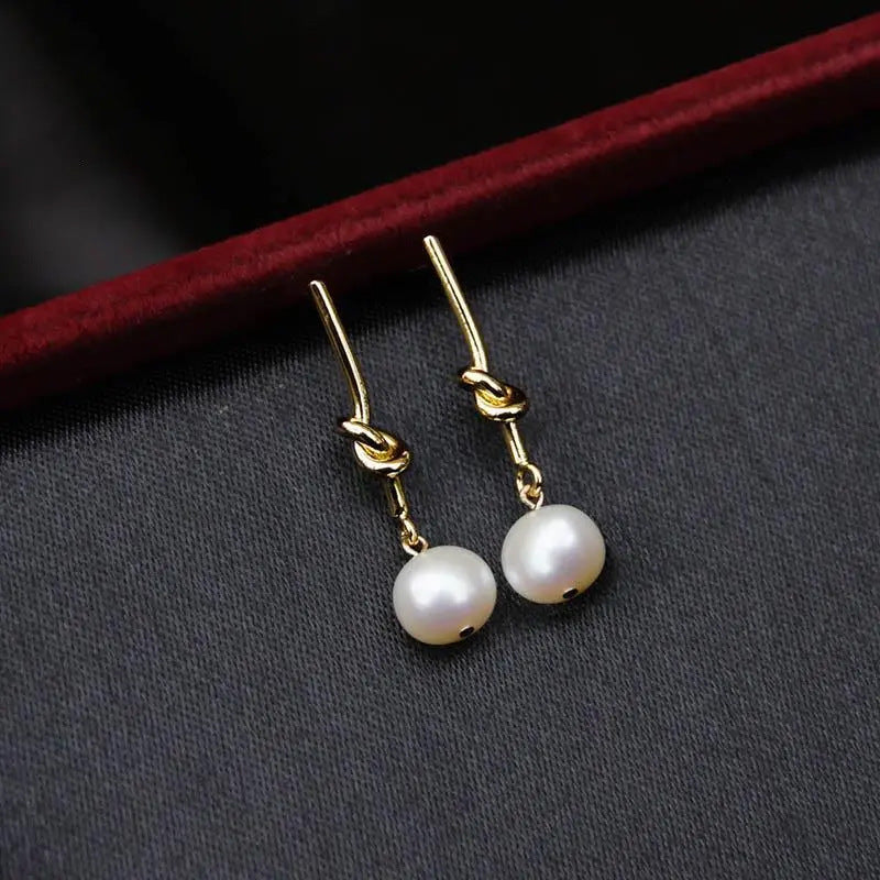 Romantic Silver Earring for Special Moments