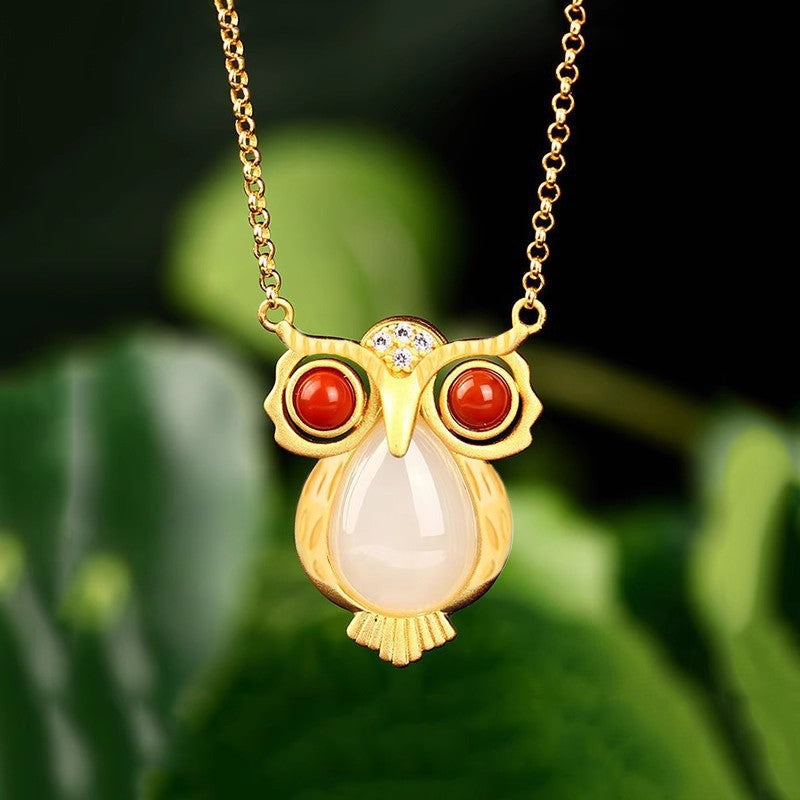 Beautiful Silver Necklace with Unique Style