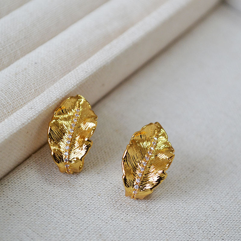 Delicate Artisan Gold Earring