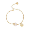 Romantic Gold Bracelet for Special Moments