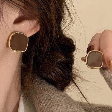 Beautiful Earring with Unique Style